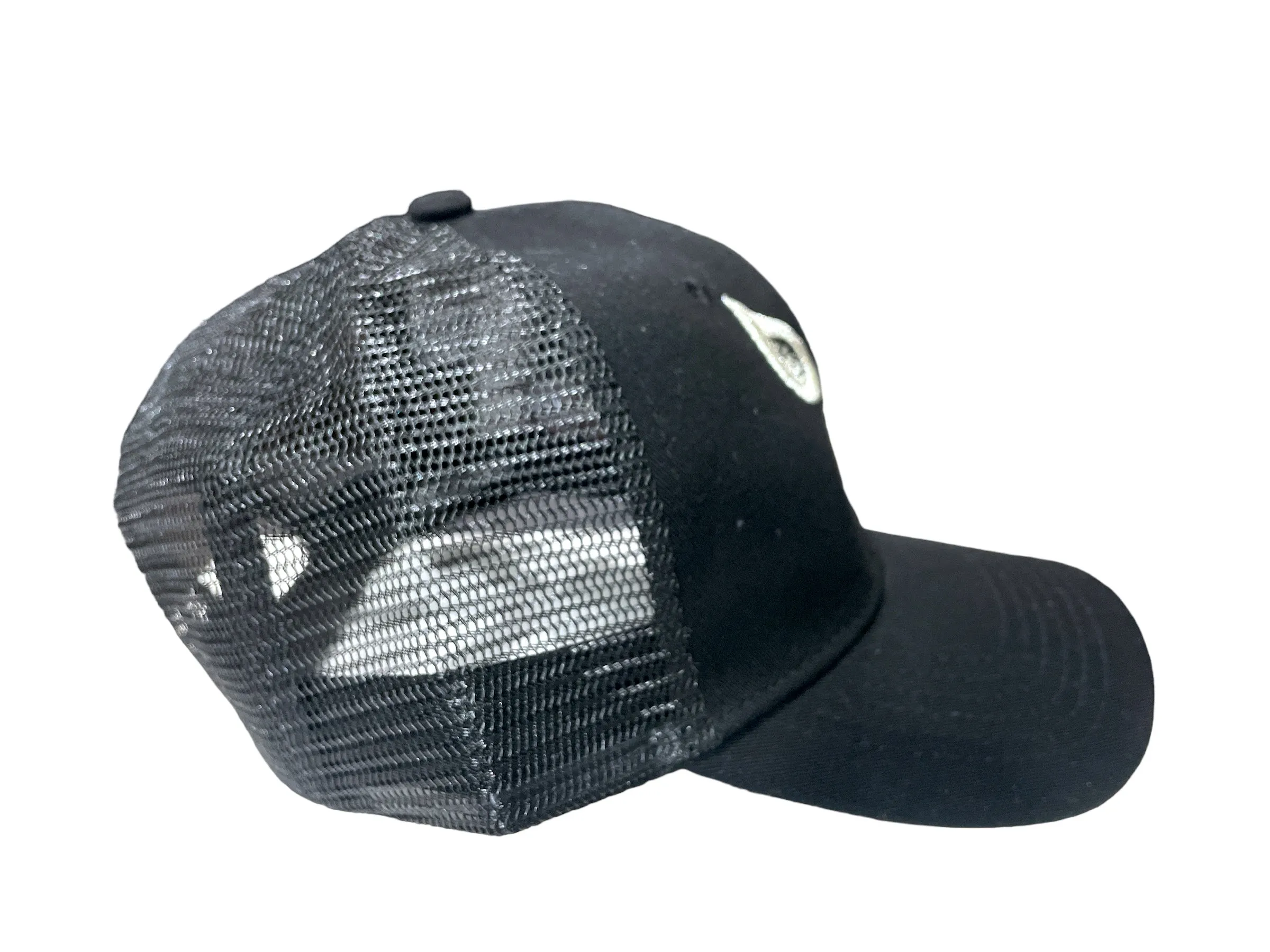 Gorra Trucker Antifaz de Plata