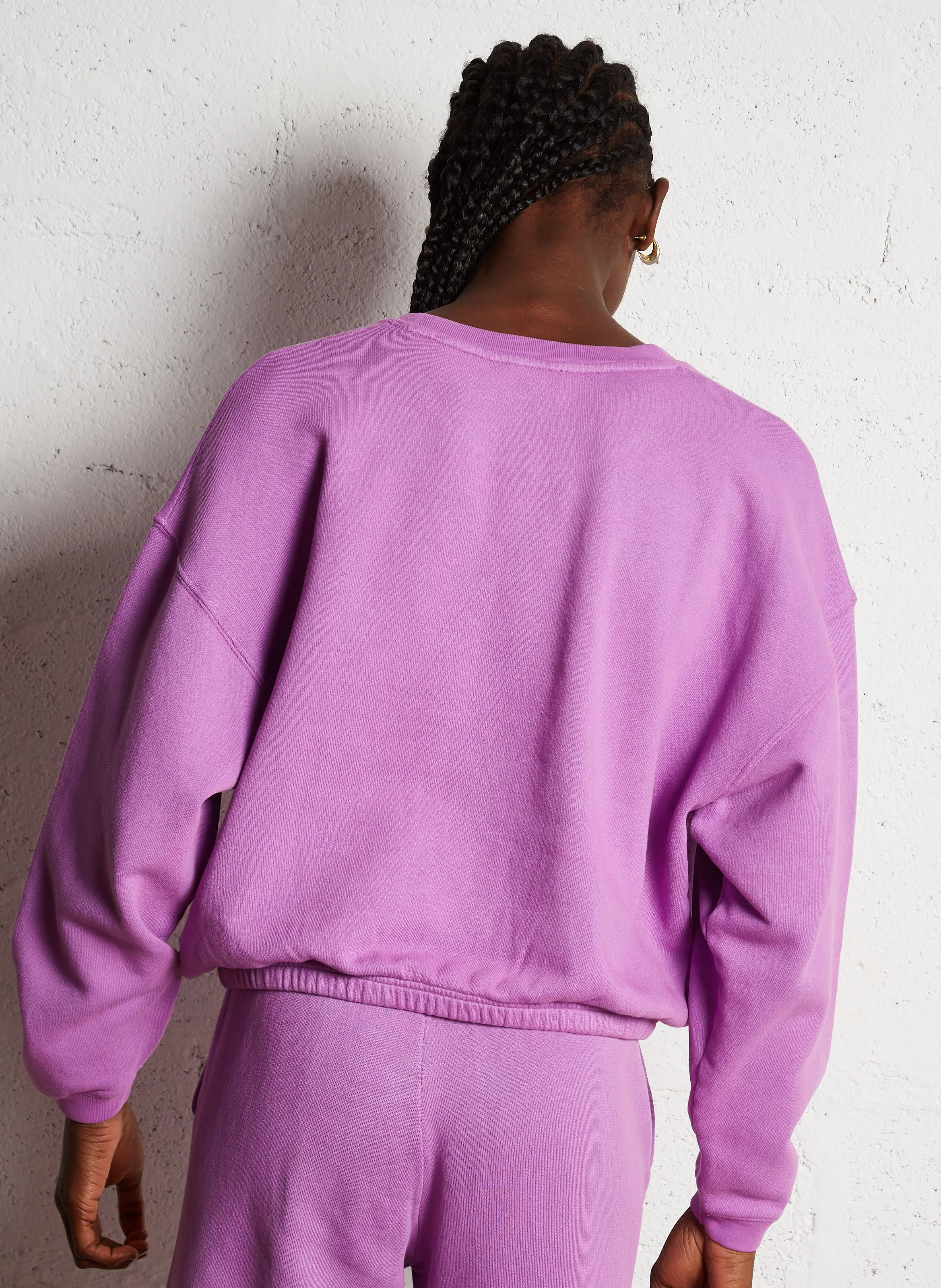 IZUBIRD - Sudadera corta de mezcla de algodón con cuello redondo en violeta