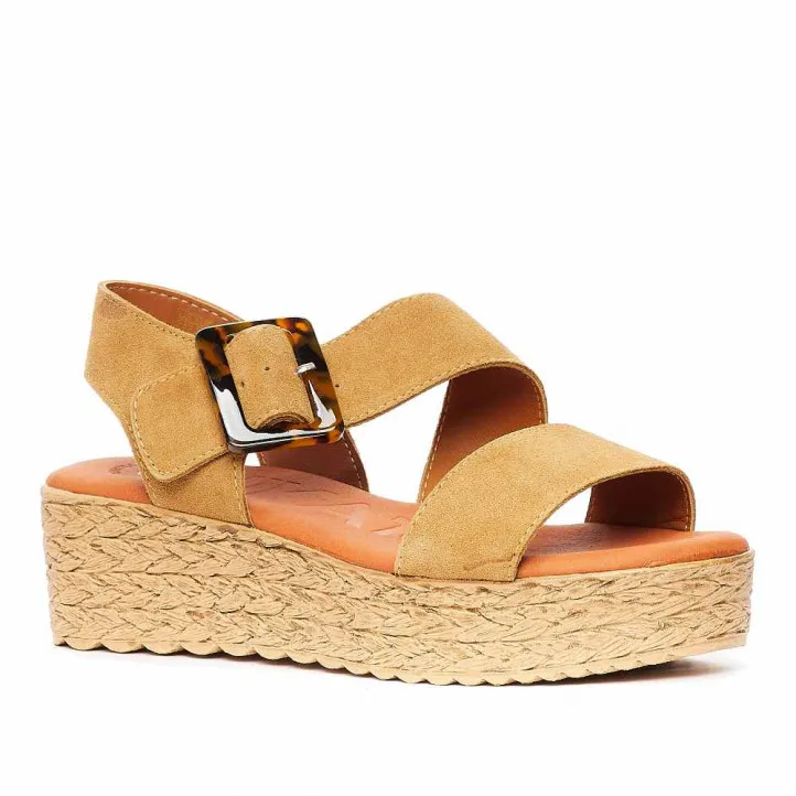 Sandalias cuña Chika 10 marrones con plataforma y bandas ancha