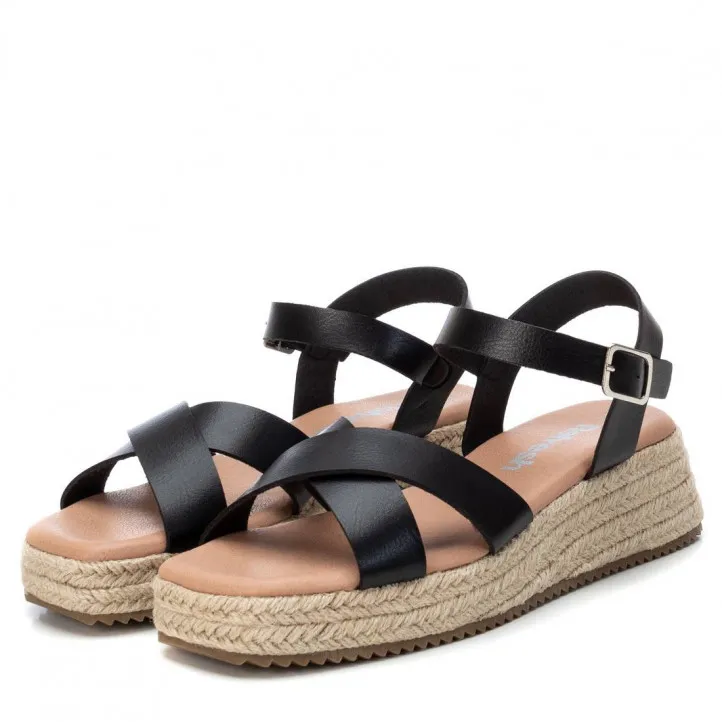 Sandalias cuña Refresh 079179 negra con tira delantera cruzada