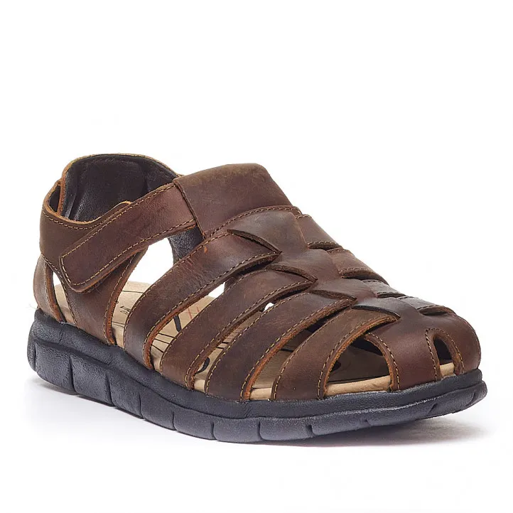 Sandalias Vicmart marrones cerradas