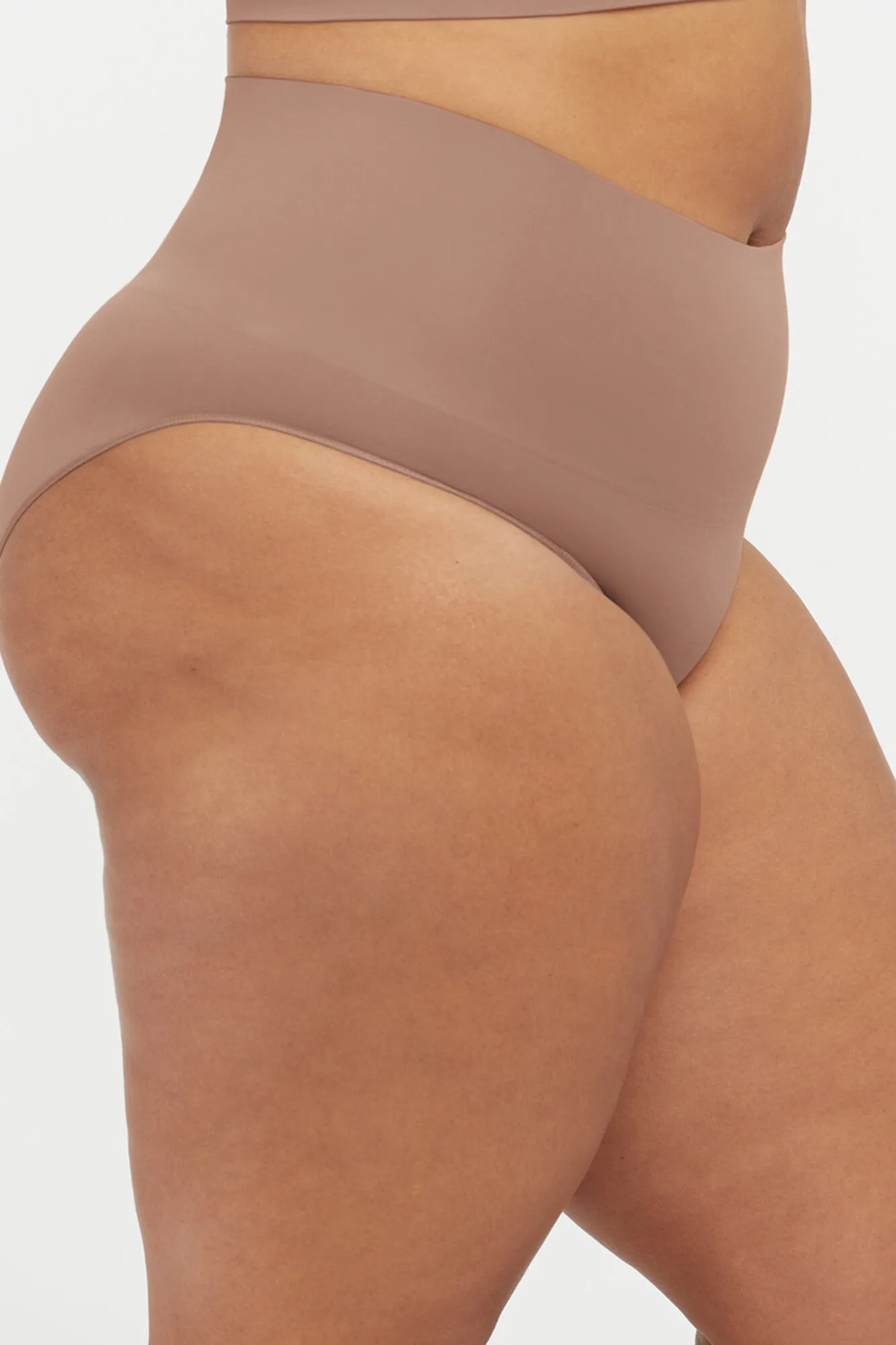 Spanx Braga moldeadora de talle alto nylon reciclado