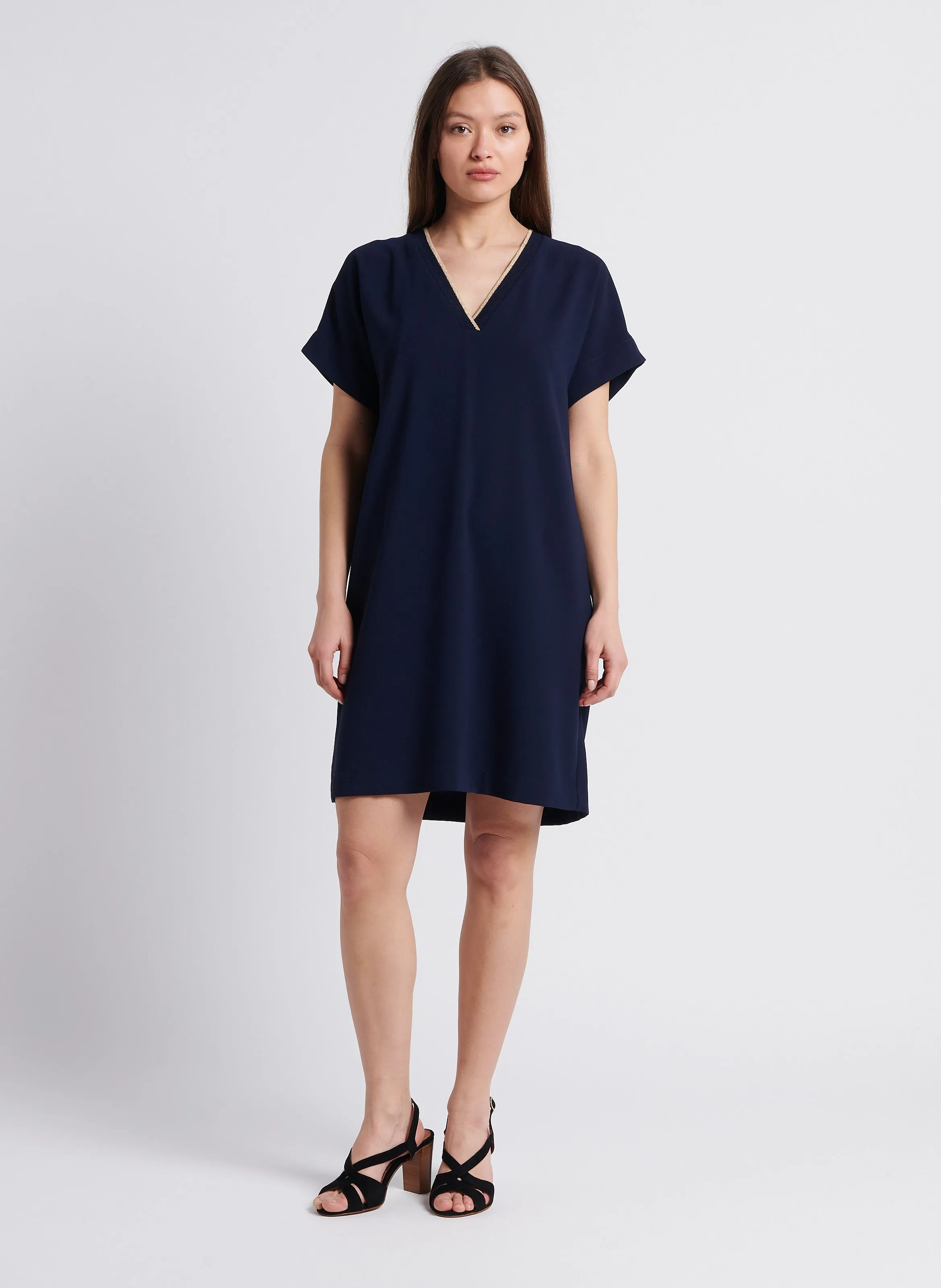 SUD EXPRESS RAMISHA - Vestido corto con cuello de pico en azul