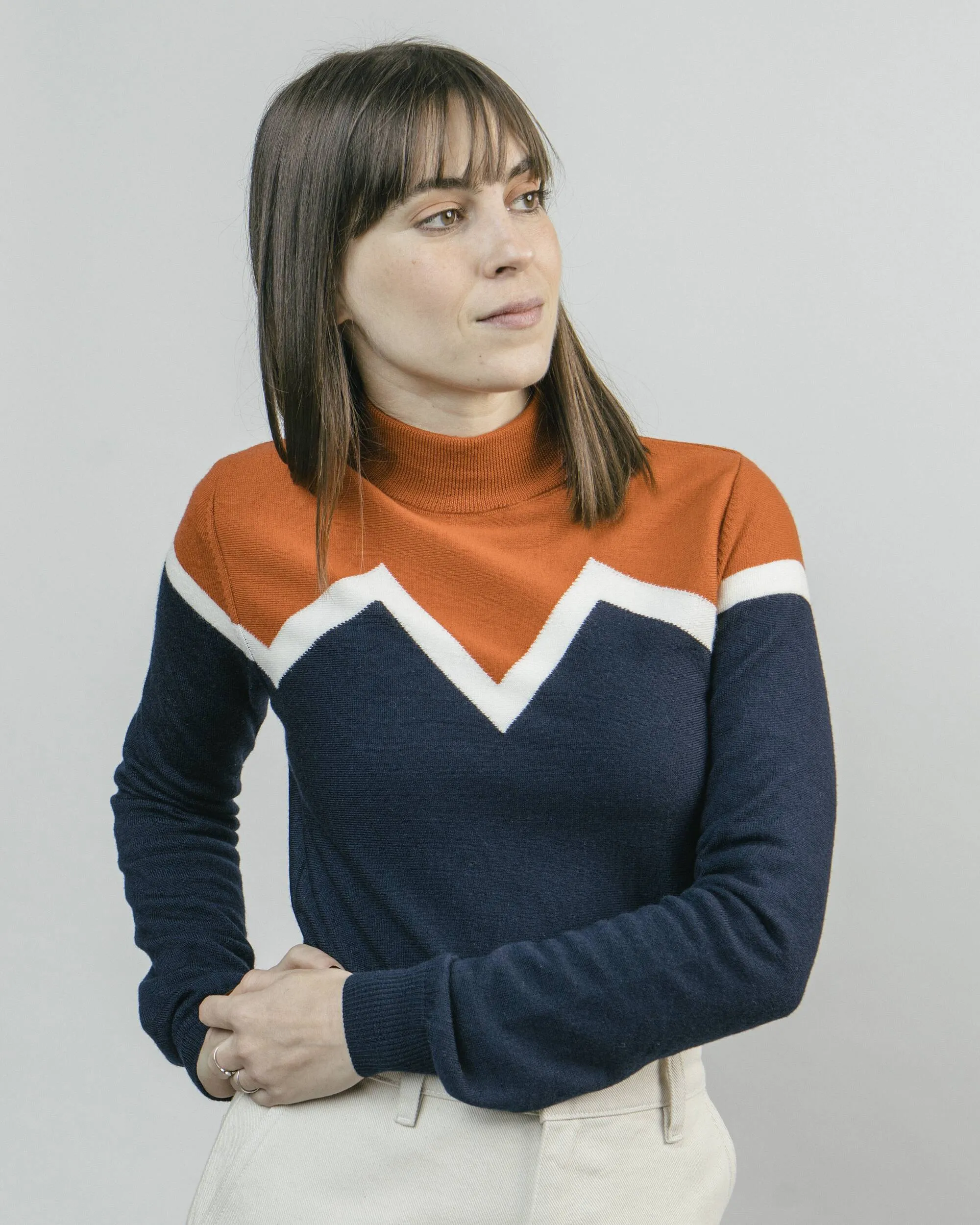 Winter Peak Pullover Orange Neck